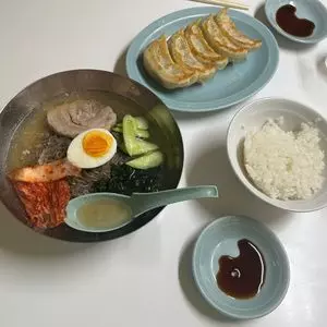 みんみん