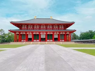 興福寺中金堂