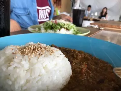 ザ ジャングリラ カフェ アンド レストラン（The Junglila Cafe and Restaurant）