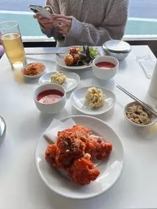 NOON（ヌーン）