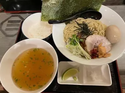 麺処 まるよし