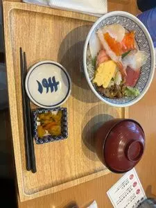 釣宿酒場 マヅメ 西新宿店