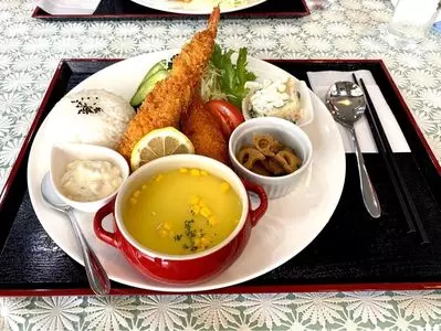 ルポゼ・マキノ（Reposer MAKINO）