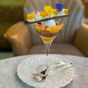 リーガロイヤルホテル メインラウンジ 2枚目