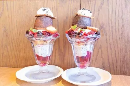 スリー リトル エッグス 町田東急ツインズ店（3 Little Eggs）