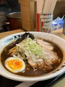 いそのかづお