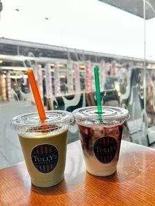 タリーズコーヒー 嵐電嵐山駅店（Tullys Coffee）