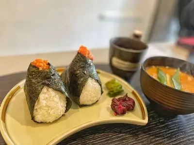 京都ぎをんおむすび屋 さんかく