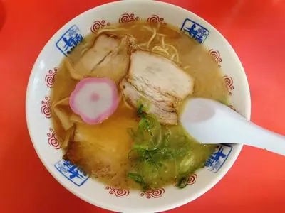 中華そば専門店 井出商店（いでしょうてん）