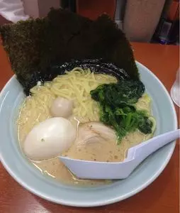横浜家系ラーメン 魂心家 飯田橋店