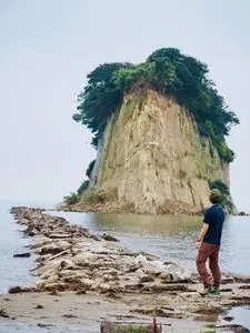 見附島