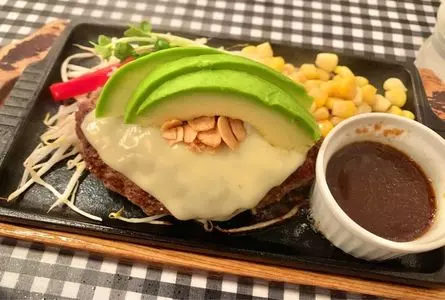 数寄屋バーグ（スキヤバーグ）