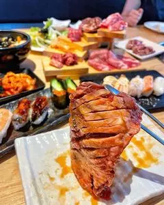 カルビッシュ 折尾店