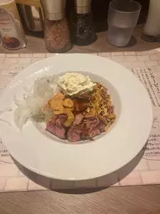 ステーキライスとカレーの店 センタービーフ 西新宿店