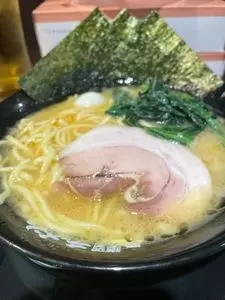 町田商店33（マチダショウテンサンサン）