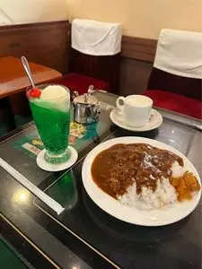 cafe DALI 2枚目