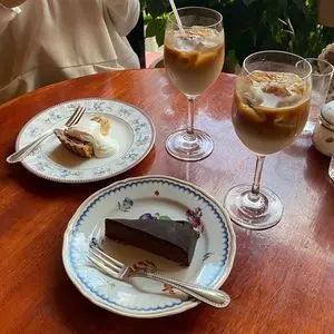 ヴォルール・ドゥ・フルール 下北沢店（Voleur de Fleur 花泥棒）