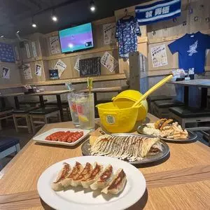 餃子ノ酒場 太陽ホエール 横浜南幸店