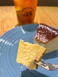 CHARCOAL BOTTLE（チャコール ボトル） 4枚目