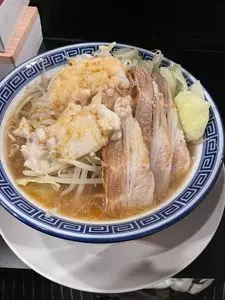 ティーヌンキッチン 西新宿店