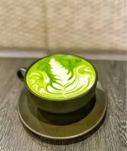 伊右衛門カフェ ルクア イーレ店