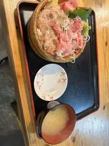 タカマル鮮魚店 4号店