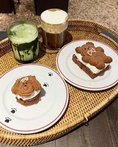 cafe+82（カフェプラスハチニ）