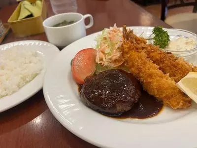 Kitchen KAMEYA 洋食館（キッチンカメヤヨウショクカン）