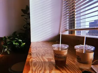フライング ソーサー コーヒー ハウス（FlyingSaucer COFFEE HOUSE）