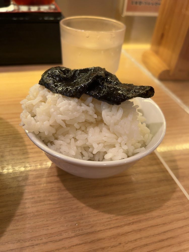 【東京近郊】居酒屋勝手にレビューさんが投稿したえび豚骨拉麺 春樹 新宿御苑前店に関する口コミの画像