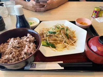 大戸屋 小手指駅前店