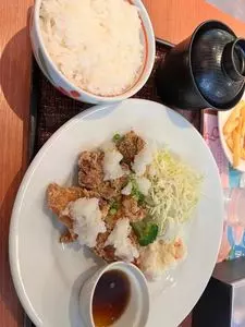 デニーズ 新宿中央公園店‎