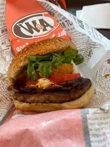 Ａ＆Ｗ 古波蔵店（エイアンドダブリュ）
