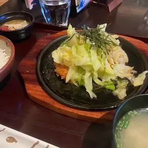 すずや 新宿本店