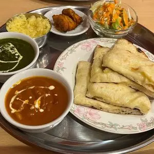 ガネーシャ ダイニング