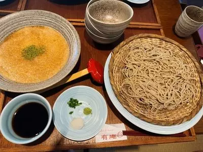 蕎麦とさーもんと・・・ 有庵