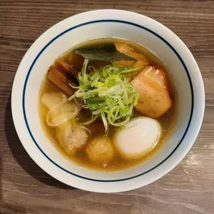 麺や 麟子鳳雛（りんしほうすう）