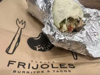 フリホーレス ブリトー&サラダ 六本木店（FRIJOLES BURRITOS&SALAD）