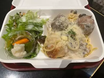 Susan's MEAT BALL 東京ミッドタウン日比谷（スーザンズ ミートボール）