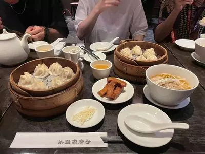 南翔饅頭店 六本木ヒルズ店（ナンショウマントウテン）