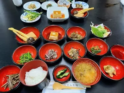 羽黒山 斎館（ハグロサン サイカン）