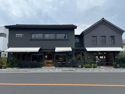 イリス ブレッド&コーヒー（lris bread&coffee）