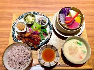 musi-vege+ 堺プラットプラット店（ムシベジプラス【旧店名】膳や musi-vege+）