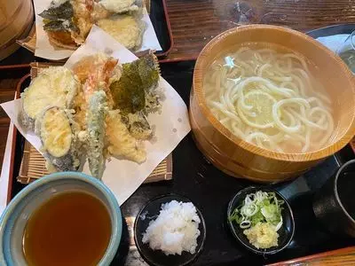 めん処すずき