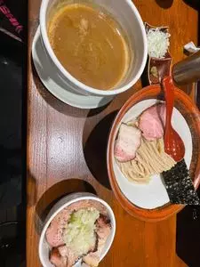 長男、ほそのたかし