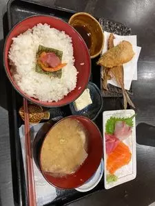 浜めし 海鮮 ふぃっしゅ