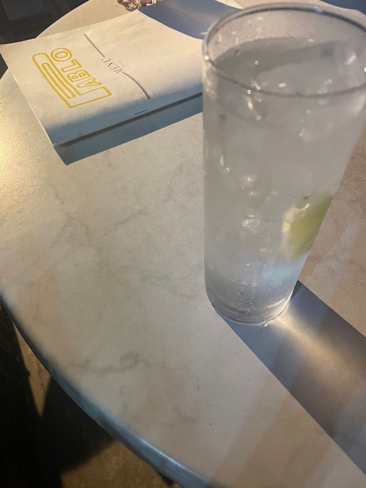 ym.gourmetさんが投稿したAPPETIZER＆BEEF PABLO（パブロ）に関する口コミの画像
