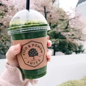 F&P Smoothie Cafe 青山店（エフアンドピー スムージー カフェ【旧店名】フィコ アンド ポムム ジュース）