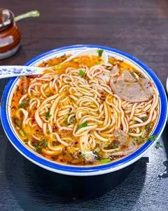 周記 蘭州牛肉面 難波本店