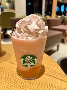 スターバックスコーヒー 四日市中央緑地店（STARBUCKS COFFEE）